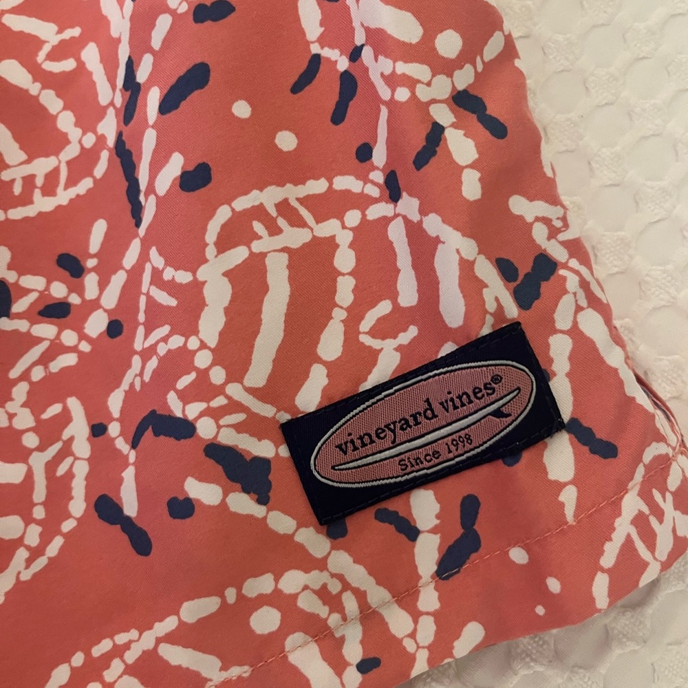 Vineyard vines women’s swim trunks size med (run large)